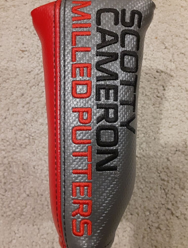 Titleist Scotty Cameron putter headcover